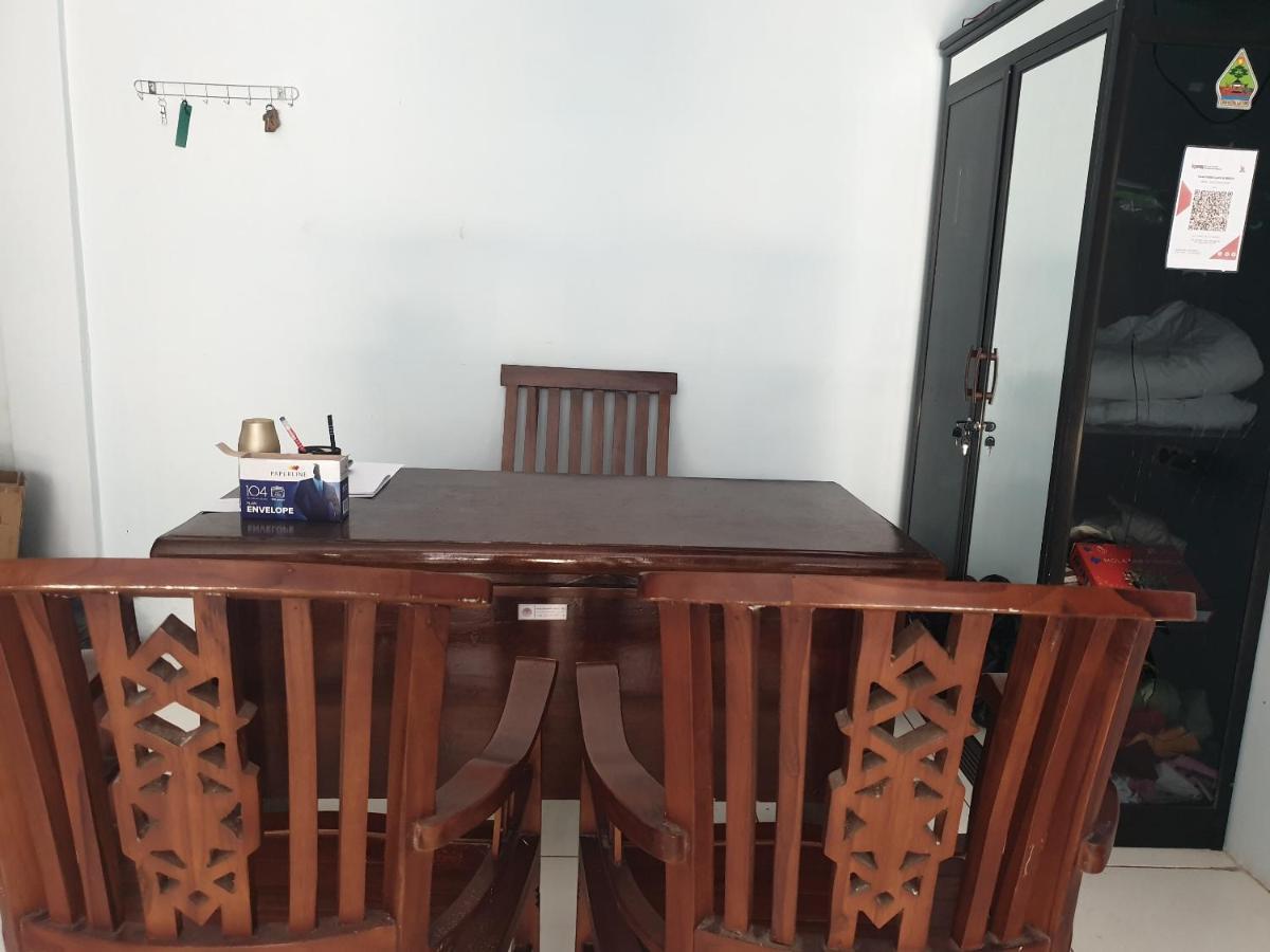 Capital O 92612 Penginapan D'Alas Purwo & Beachnearpadang Savana Sadengan バニュワンギ エクステリア 写真