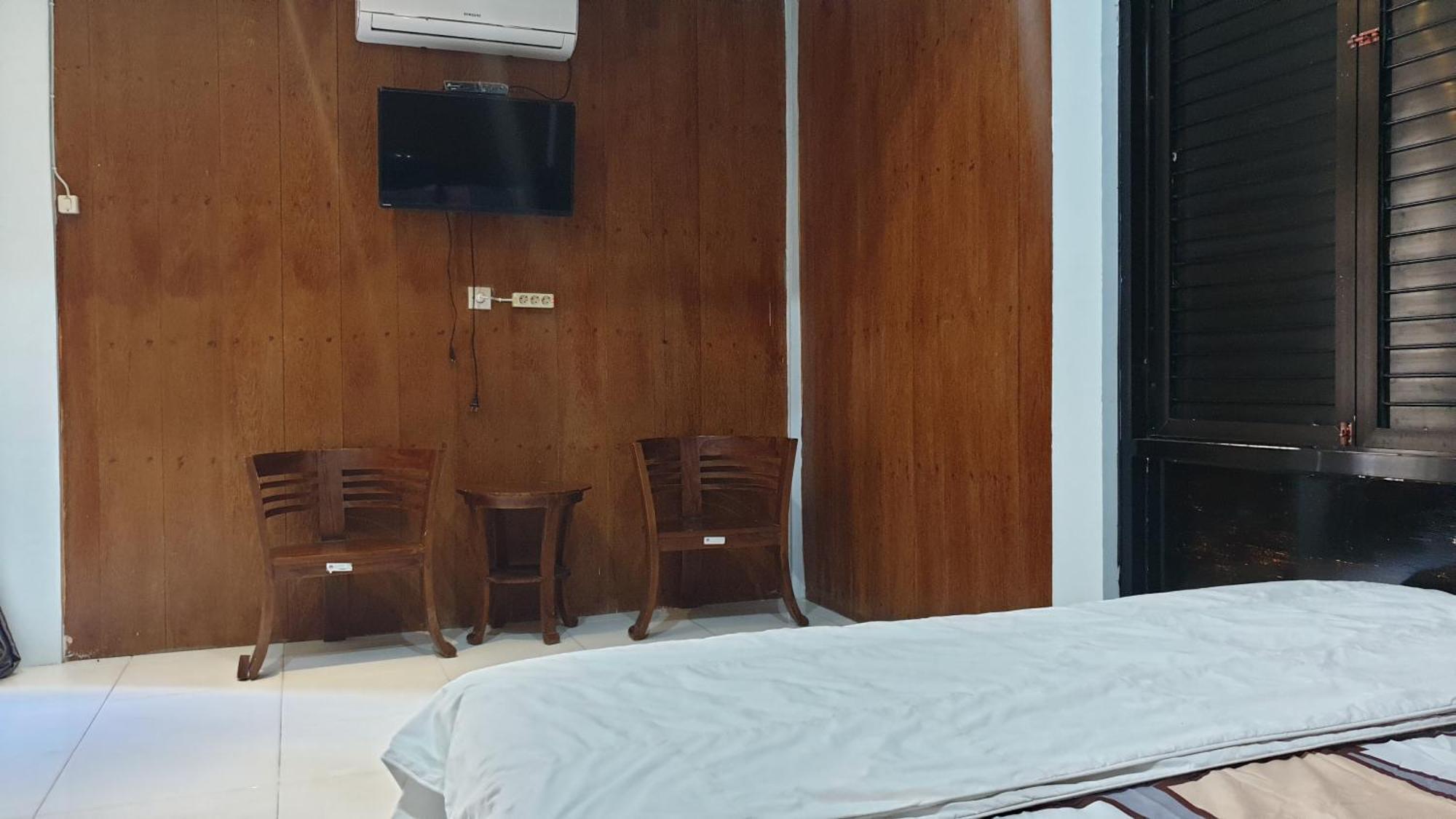 Capital O 92612 Penginapan D'Alas Purwo & Beachnearpadang Savana Sadengan バニュワンギ エクステリア 写真