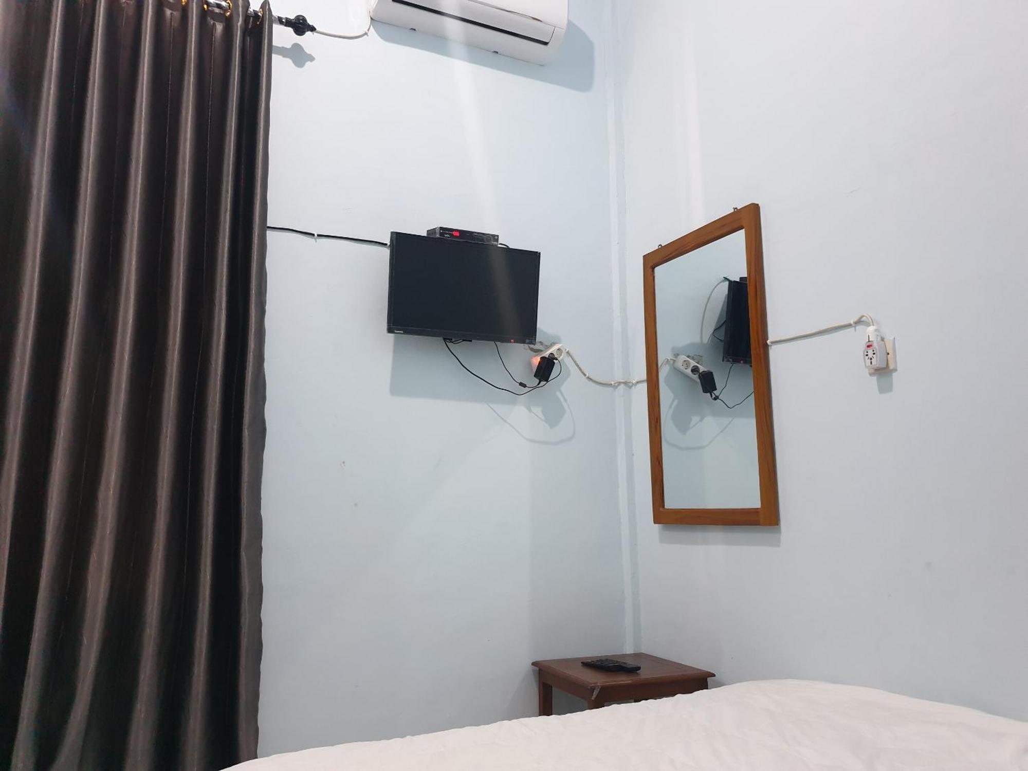 Capital O 92612 Penginapan D'Alas Purwo & Beachnearpadang Savana Sadengan バニュワンギ エクステリア 写真